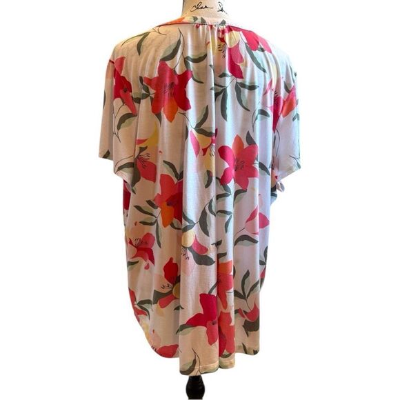 Liz Claiborne Popover Henley Floral Flowing Top - Picture 4 of 9